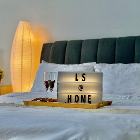 Loft Signature Executive Suite Empire City เปอตาลิงจายา ภายนอก รูปภาพ