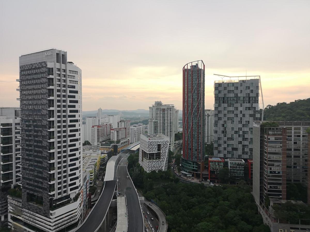 Loft Signature Executive Suite Empire City เปอตาลิงจายา ภายนอก รูปภาพ